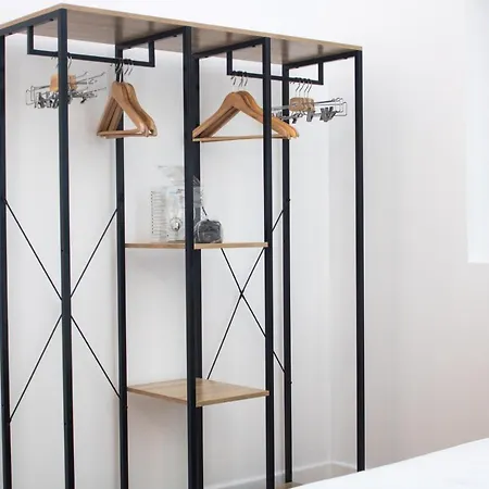 Appartement Just Urban - Quiet And Stylish Loft In Center - V Giornate Milan