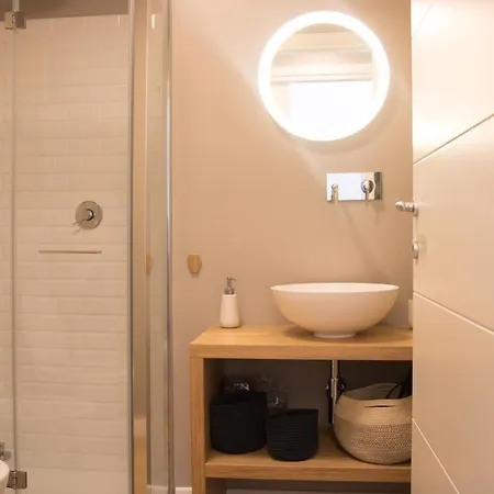 Appartement Just Urban - Quiet And Stylish Loft In Center - V Giornate *