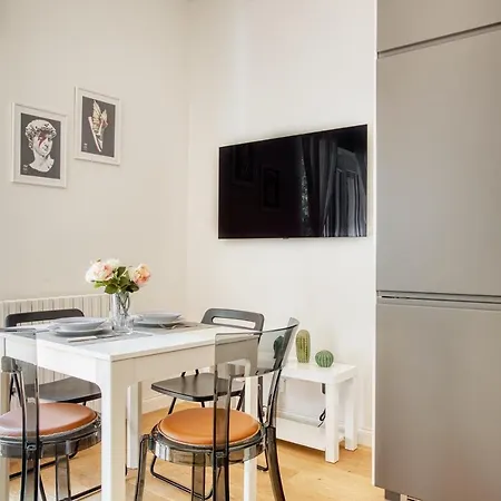 דירה Just Urban - New 1-br With Balcony - Life & Sempione מילאנו