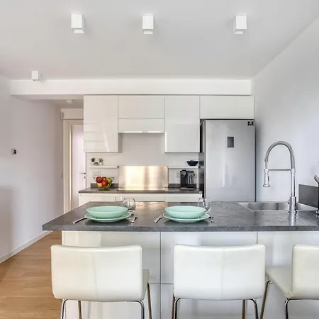 Just Urban - Luminoso Duplex Con Terrazzo 10 Min Porta Romana *