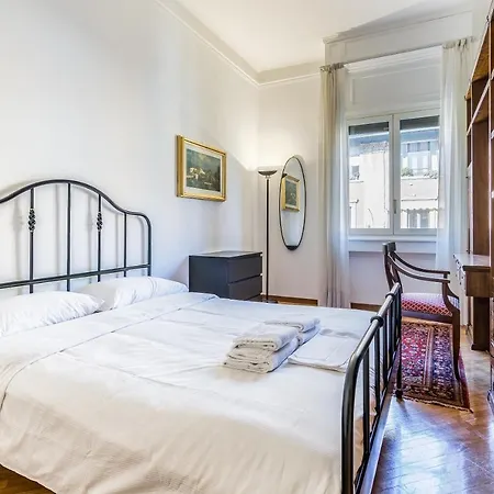 Huge Center Guastalla Gardens 8pax *