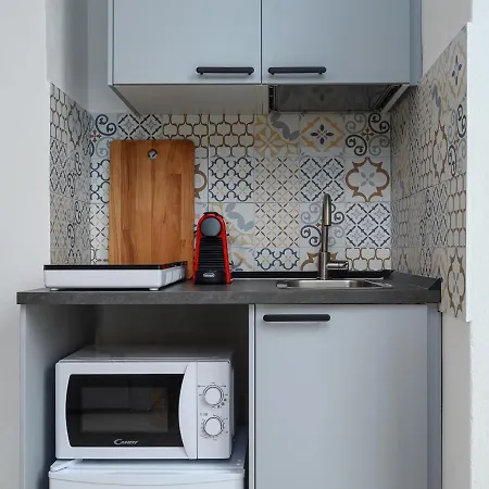 Insubria 8-3sx - Monolocale Cool Apartman