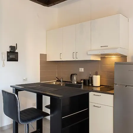 아파트 Superb Loft Naviglicomfy&relax