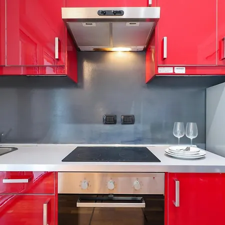 Contempora - Monolocale Con Terrazza Via F. De Sanctis, 41 *