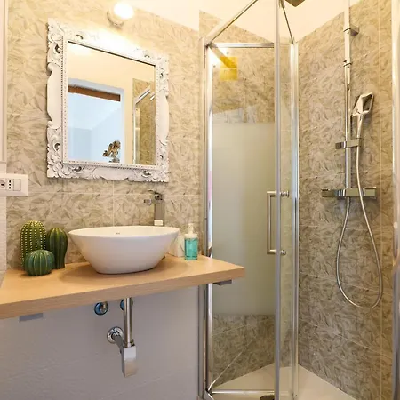 Apartman Primopiano - Meda 6 Milánó