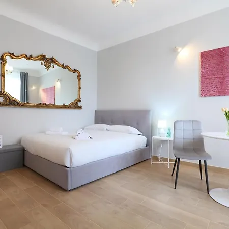 Primopiano - Meda 6 Apartman