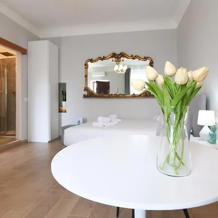 Primopiano - Meda 6 Apartman Milánó