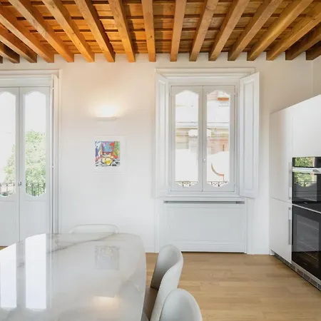 Easylife - - Piazza Santo Stefano 12 - Duomo *