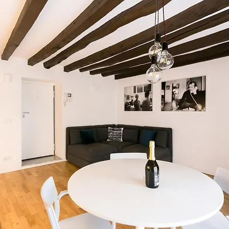 Navigli Mortara Apartment *