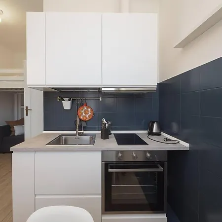 Youhosty - Accademia 53 Quinto * Milán