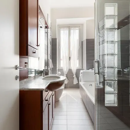 公寓 Roomy X5 - 850 M Far From Famagosta Mm2 *