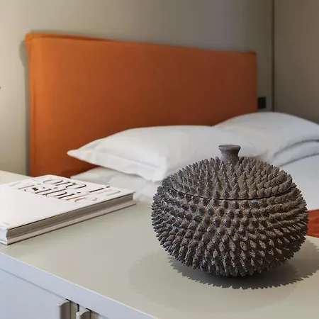 Contempora - Ampio Monolocale Medici 7 * Milano