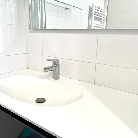 Mpm - Belinzaghi 5 6 Pax Lejlighed *