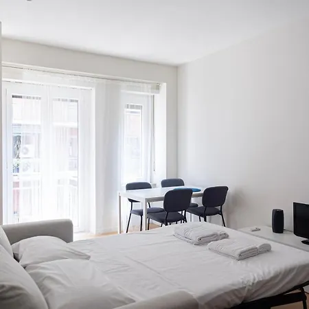 Moderno Bilocale In Corso Buenos Aires *