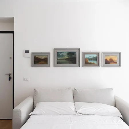 Moderno Bilocale In Corso Buenos Aires * Milano