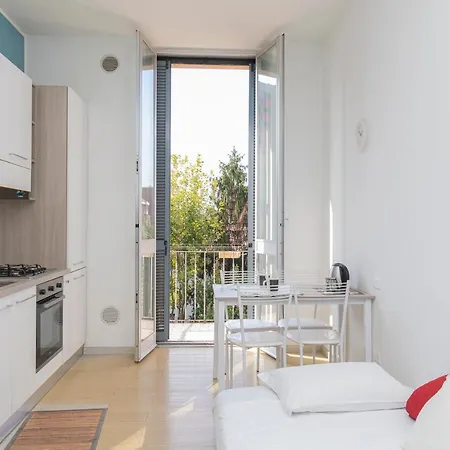 I Host - Asiago 4 * Milano