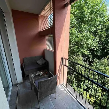 Apartament New Close To The City Center!