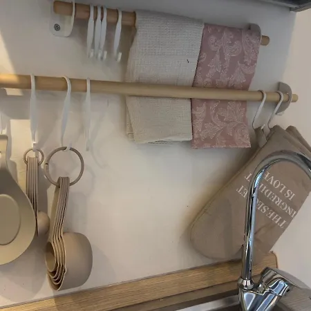 Regina In Porta Romana 3 - Sky Tv, Wifi & Breakfast Box Apartment Mailand