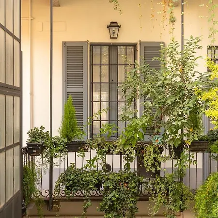 شقة Joyful Naviglio Fortunato ميلان