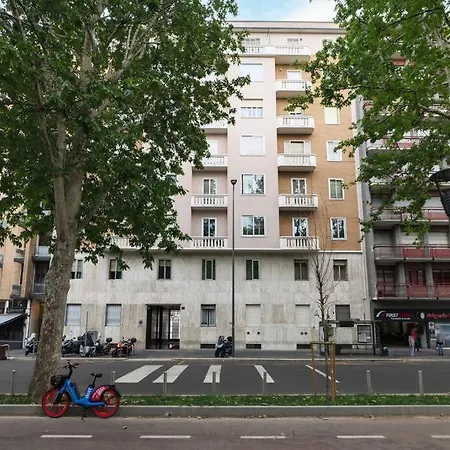 Contempora - Trilocale P.le Susa Lägenhet Milano