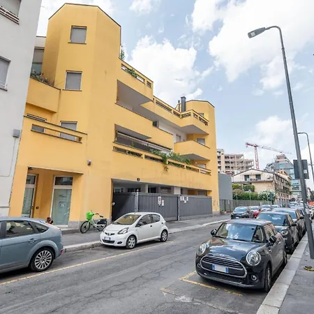 Easylife - - Cola Montano 3 - Isola Apartman Milánó