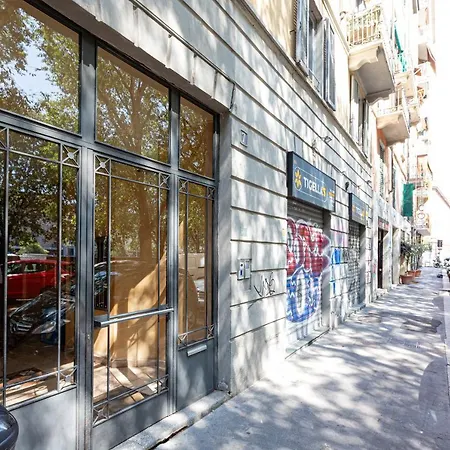 Darsena-navigli Cosy ミラノ