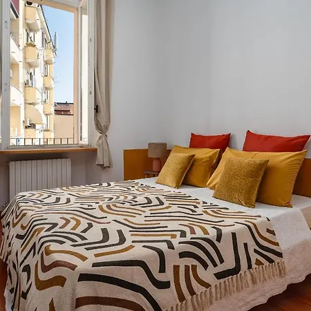 Al Mercato Sui Navigli