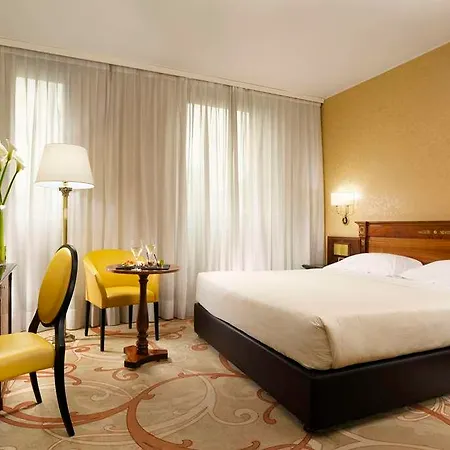 Hotel Scandinavia 4*