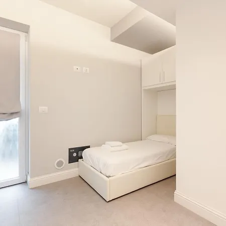 Design Milano-moscova With Shared Terrace Апартаменты *