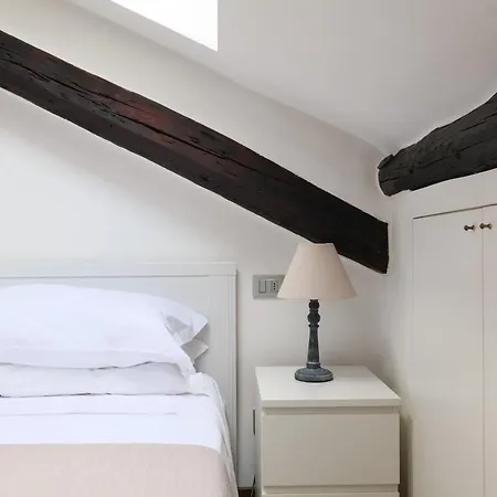 Apartamento Elegant P.venezia Attic