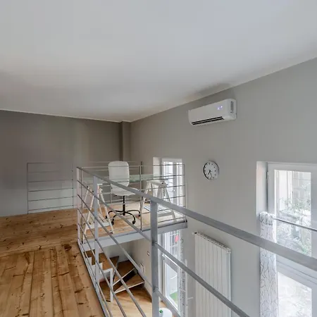 Guesthost - Amazing Loft - 350 M Far From Dateo Station Mailand