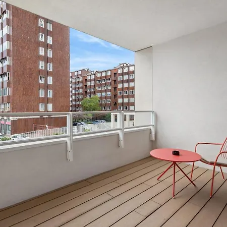 Apartment Limehome Via Stresa *