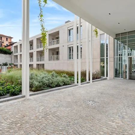 Apartment Limehome Via Stresa Milan