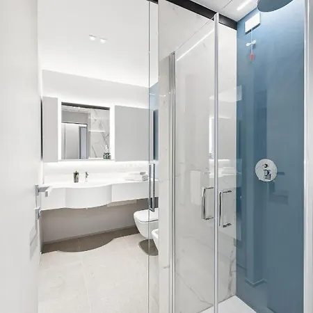 Apartment Limehome Via Stresa *