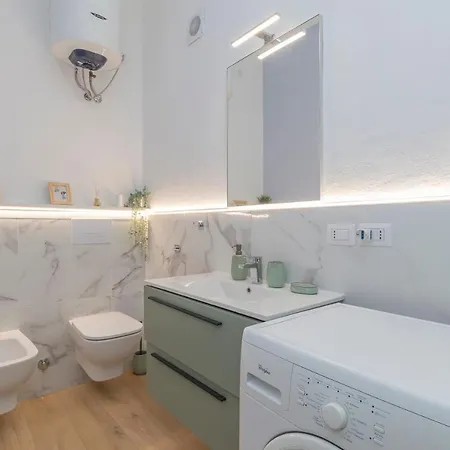 Ihost Flat - Monza 20 * 밀라노