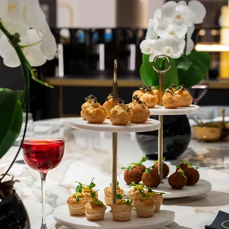 Palazzo Touring Club Milan, A Radisson Collection Szálloda 5*