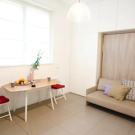 Boutique Duomo E Universita Bocconi Apartment