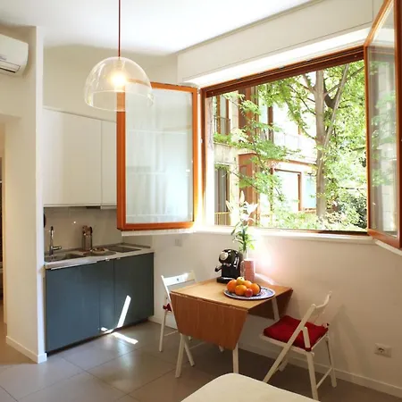 Boutique Duomo E Universita Bocconi Apartment Milan