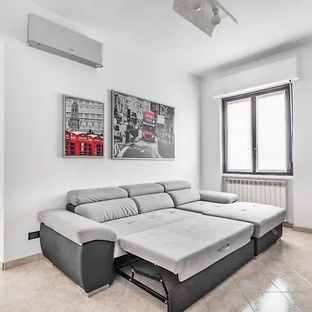 Апартаменты - Bocconi E Navigli - Spacious 3br 95 M - Free Parking *