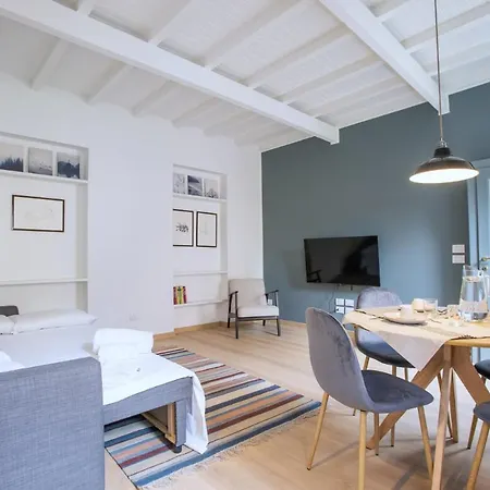 Easylife - - Lanzone 39 - Sant'ambrogio * Milan