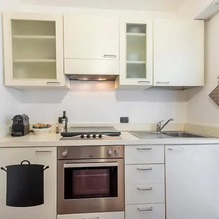 Ferrucci, 6 - Monolocale Al Settimo Cielo Appartement *