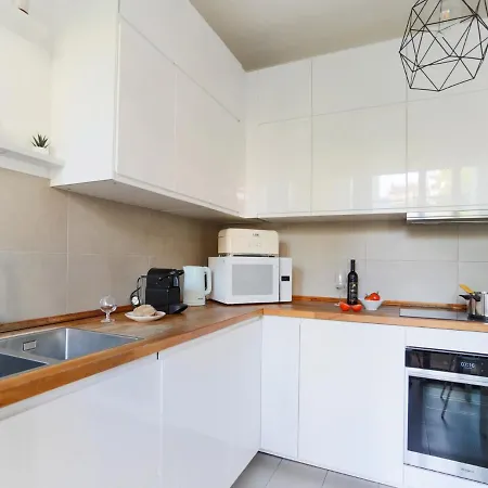 The Best Rent - With Terrace And Jacuzzi Апартаменты *