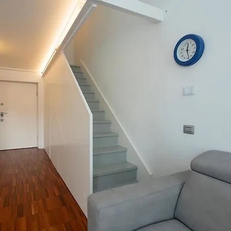 Luxury Loft - Terrazzo E Posto Auto - Adriano 51b ميلان