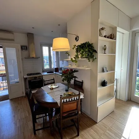 Apartment Sotto Il Bosco Verticale House *