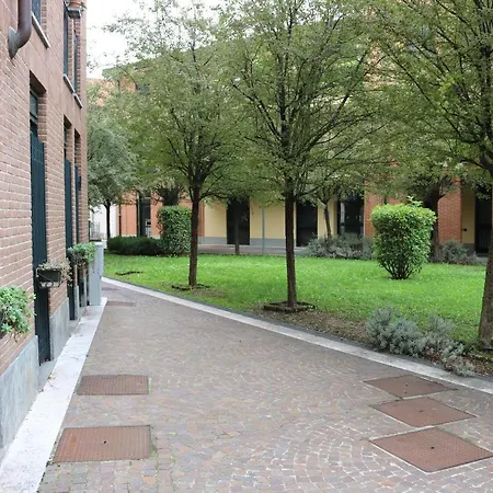 Navigli Design With Balcony * Milan