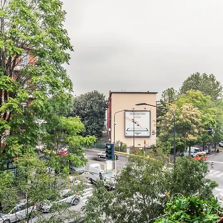 Eden House Sansiro-duomo Netflix & Design *