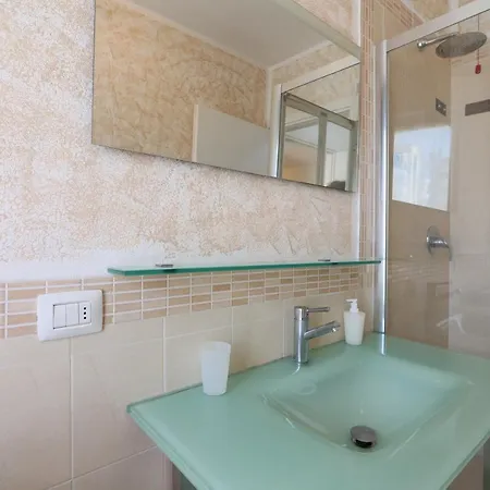 Primopiano - Bonomi Apartmán