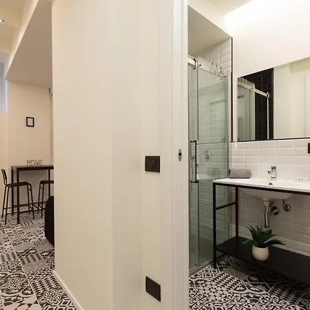Pay60 -crescenzago- Luxury Yellow House Mailand