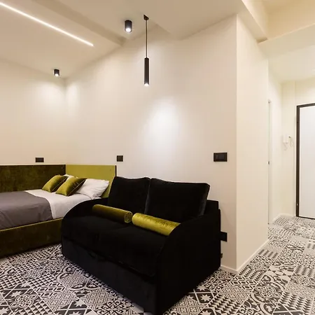 Pay60 -crescenzago- Luxury Yellow House * Mailand