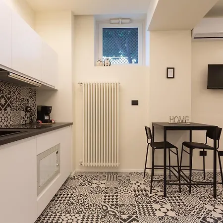 Apartment Pay60 -crescenzago- Luxury Yellow House *